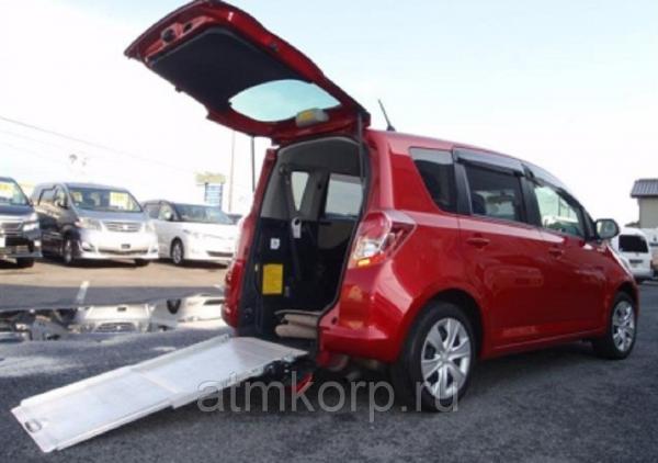 Авто для пассажира колясочника минивэн TOYOTA RACTIS гв 2012 пробег 19 тыс км